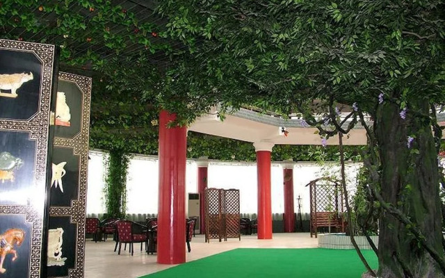 Xi'an Ludenburg Holiday Inn