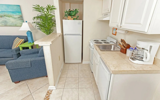 Meridian Plaza by Beach Vacations