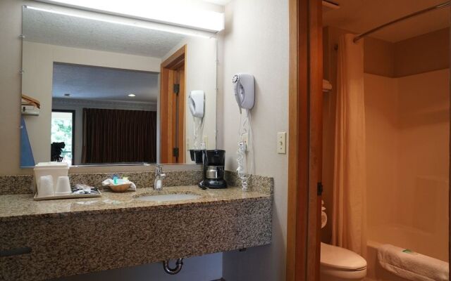 College Inn Monmouth