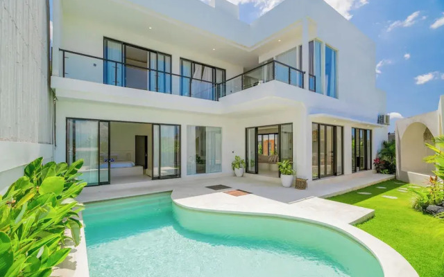 Aurelia Villa by Betterplace