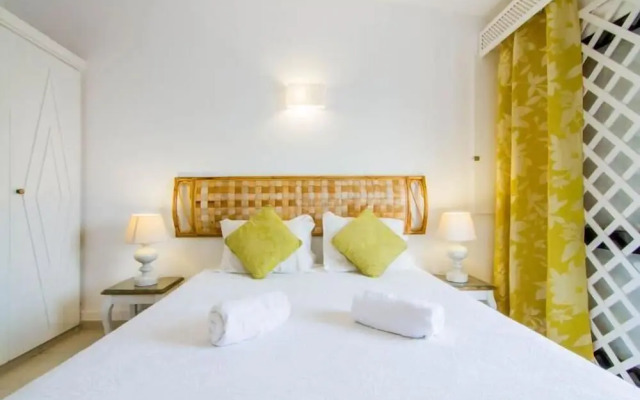 Villa 2, Great Spot Oura Beach, Albufeira