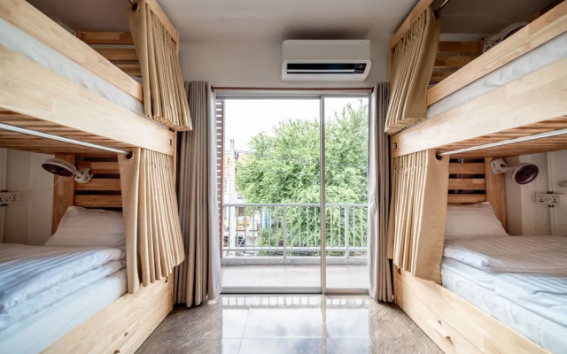 Socialer Coliving & Coworking Space