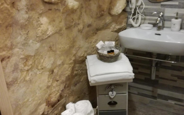 Sassi Sotto Le Stelle