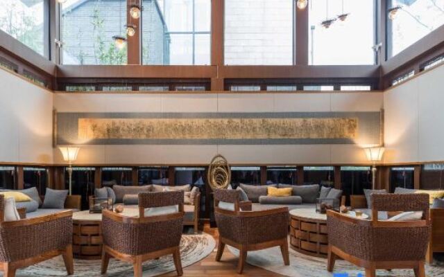 Xinyue Hot Spring Holiday Hotel