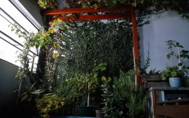 Hermosa casa con patio, parrilla y garage cerrado