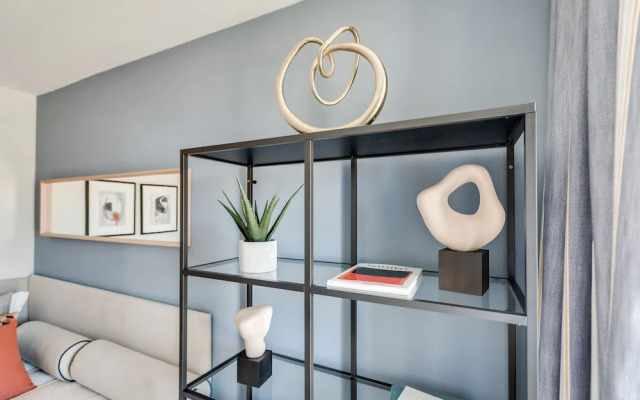 Stylish 4-br House - Free Parking Nice Garden