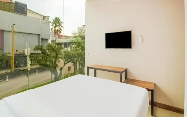 Sentra Paskal by OYO Rooms