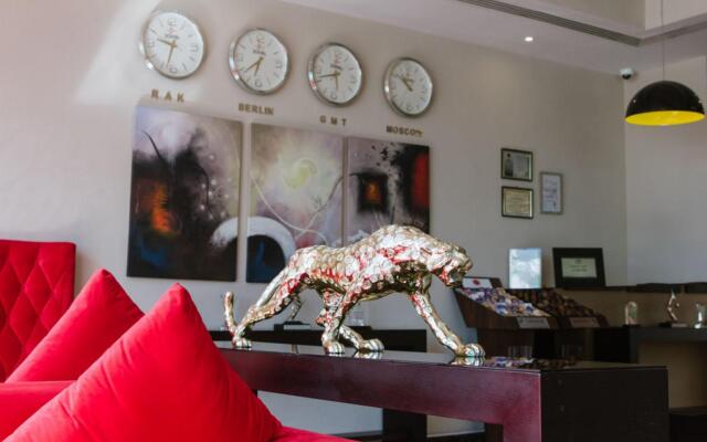 Mangrove Hotel