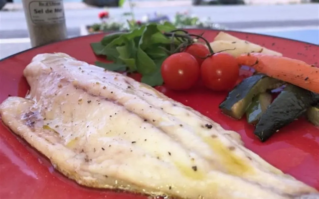 Les Bains Boyardville Hotel Et Restaurant