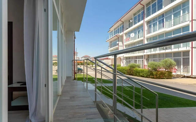 Deluxe apartment on the Boulevard of Hope 4/2