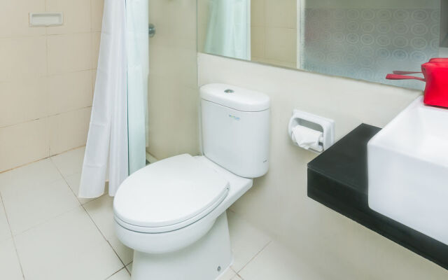 ZEN Rooms Kuta Sentral Parkir 2