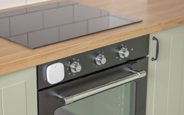 Spacious Grunwaldzka 77 by Renters