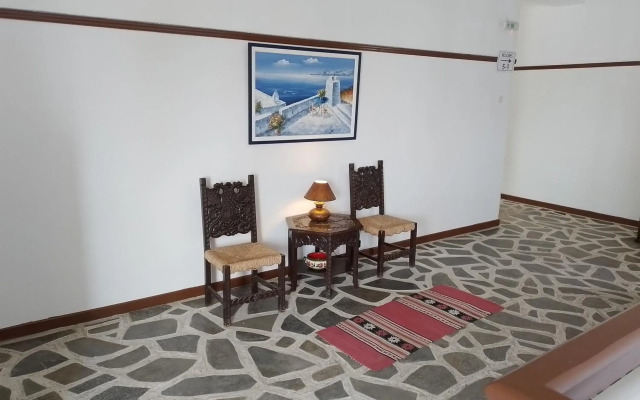 Miranta Hotel - Apartments & Studios