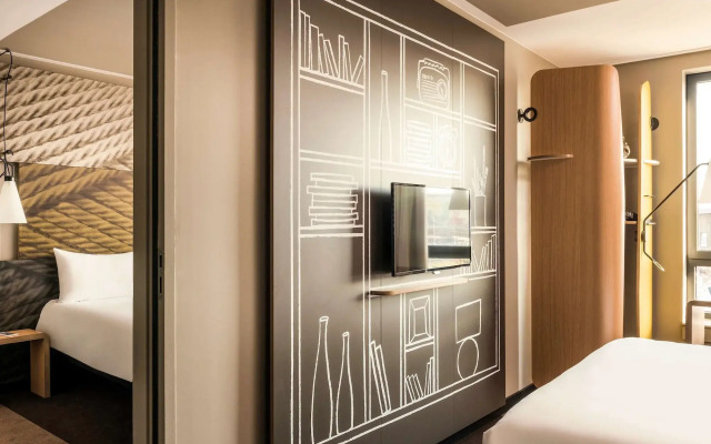 ibis Paris Coeur d'Orly Airport