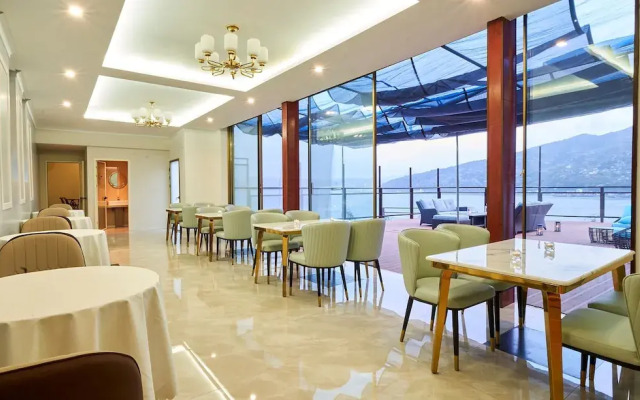Hotel Himalaya Sea