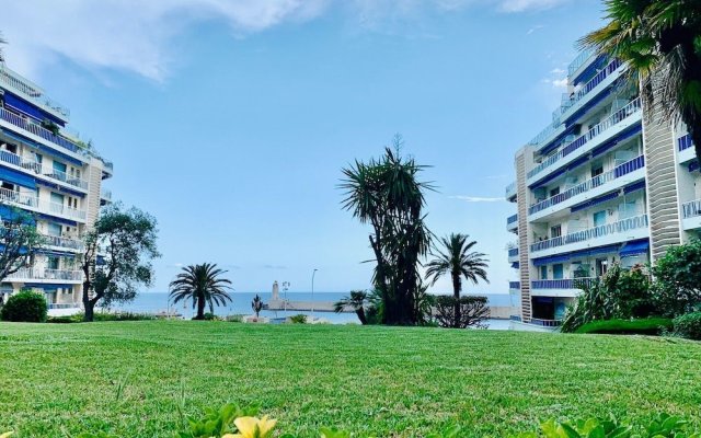 Apart-Hotel Riviera Old Port