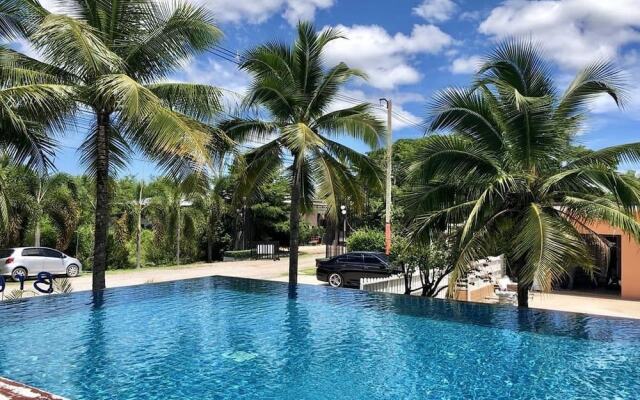 Breeze Valley 1 Palm House