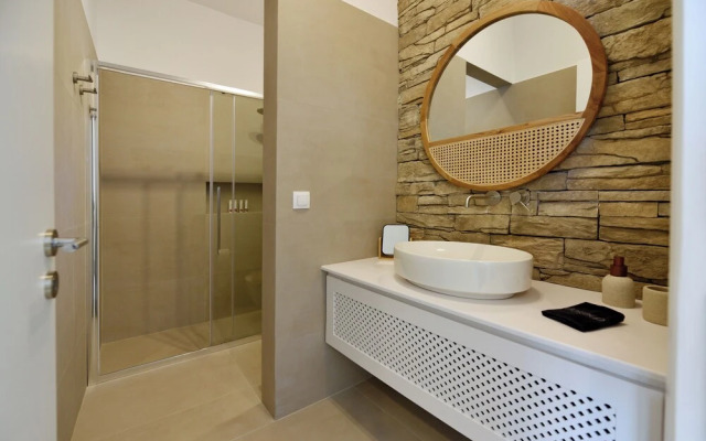 Giourgas Studios & Apartments