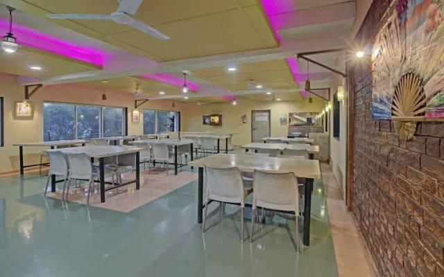 Talwalkar's Serene Resort by OYO Rooms