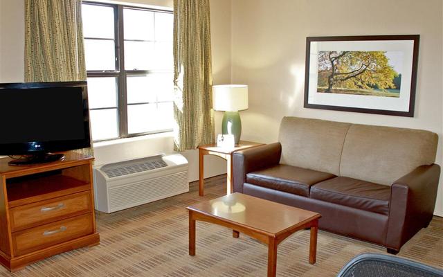 Extended Stay America Suites Cleveland Westlake