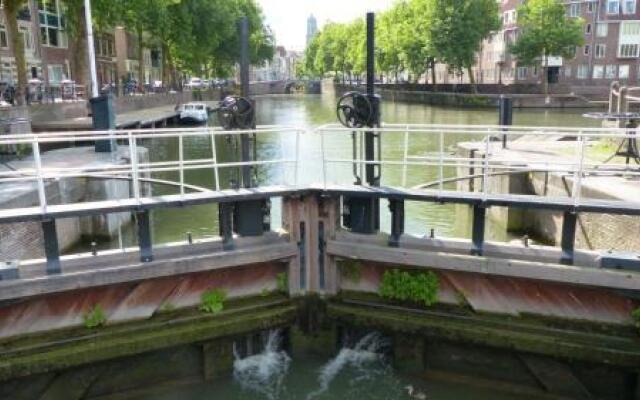 Bed & Breakfast -aan de Singel van Utrecht -