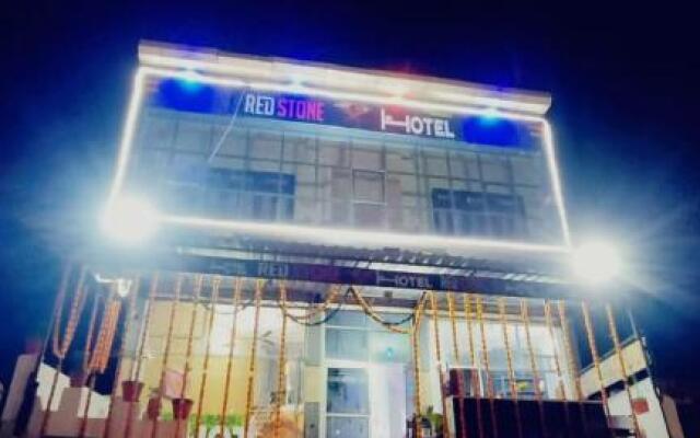 Red Stone Hotel