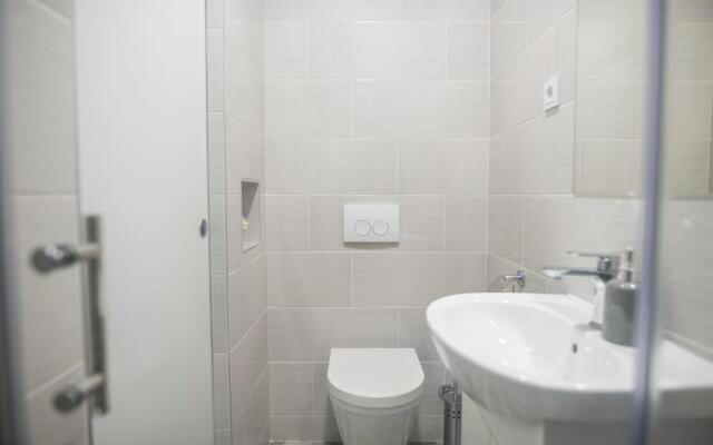 "D&M" Studio Apartments