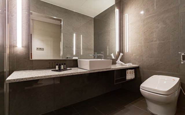 Topcloud Hotel Iksan