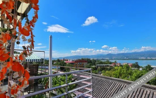 Yinghaige Inn