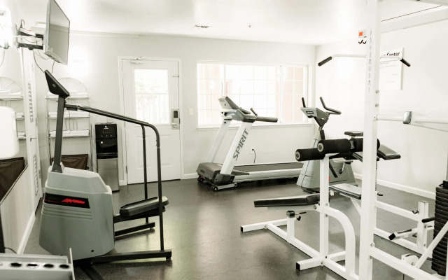 Quality Inn & Suites Lathrop - South Stockton