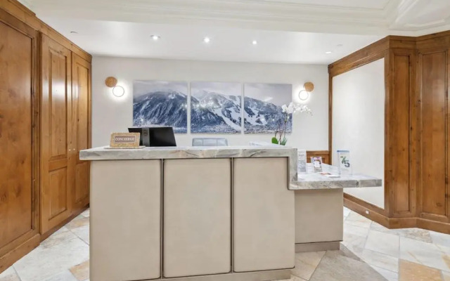 The Aspen Mountain Residences