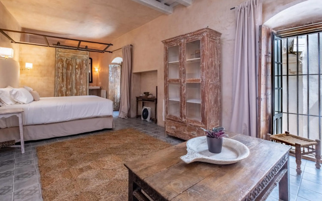 Boutique Hotel V-by Grupo Tribu