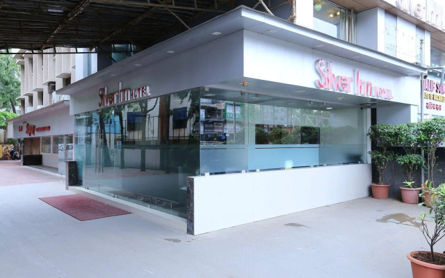 Hotel Silver Inn