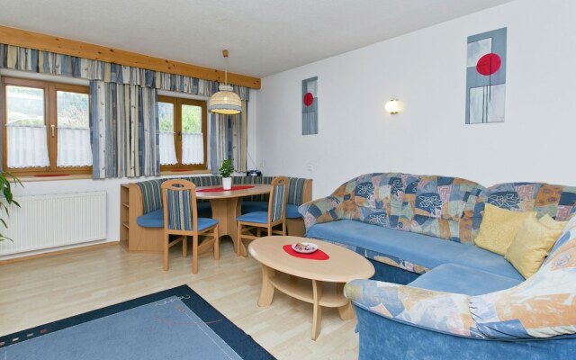 Spacious Apartment in Wenns near Ski Area