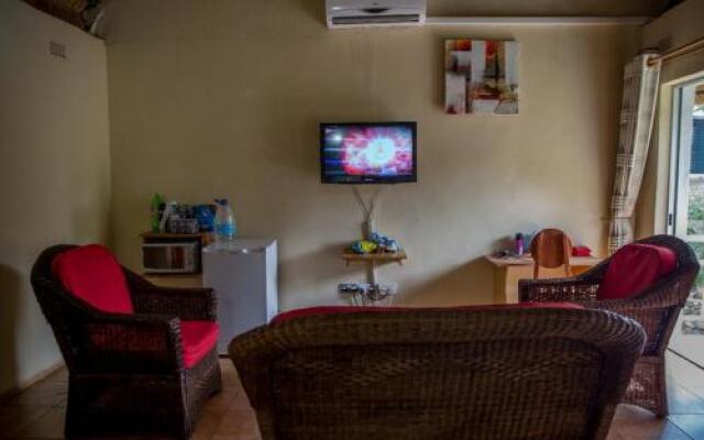 Mudziyashe Resort Lodge