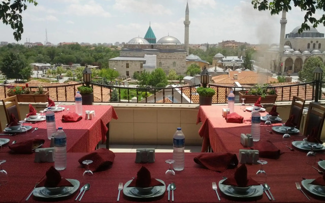 Rumi Hotel