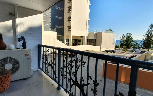 West Beach Lagoon 210 – Amazing Views