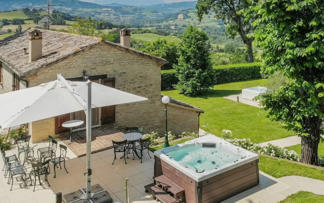 Elegant Villa, Sant'ippolito