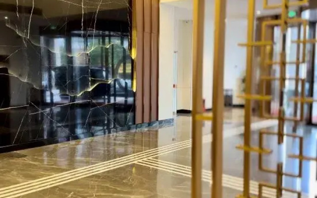 Jinjiang Metropolo Hotel (Heyuan Longchuan)