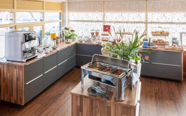 Hotel De Boegschroef