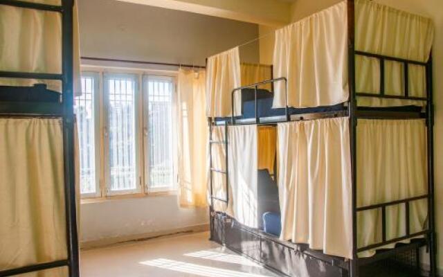 Hobo Hostel