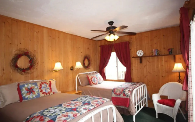 Arrowhead Pine Rose Cabins