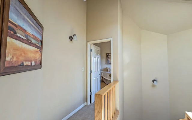 River Ridge 423a 2 Bedroom Condo