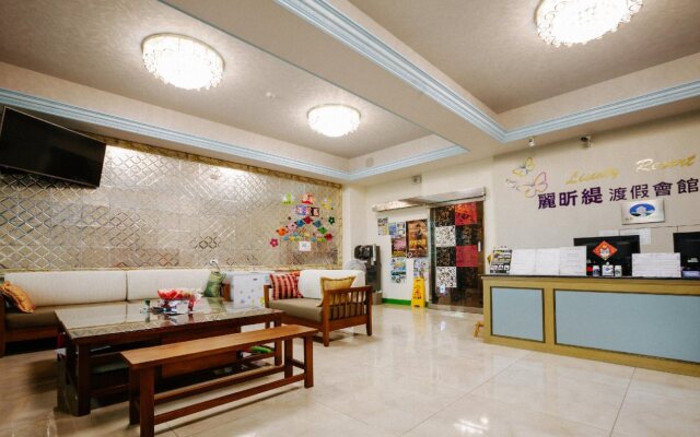 Lisinty Resort