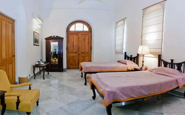 Baradari Palace
