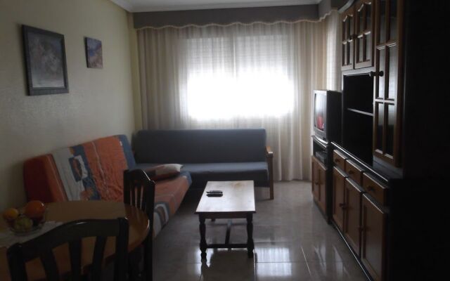 Alicante 100665 1 Bedroom Apartment by Mo Rentals