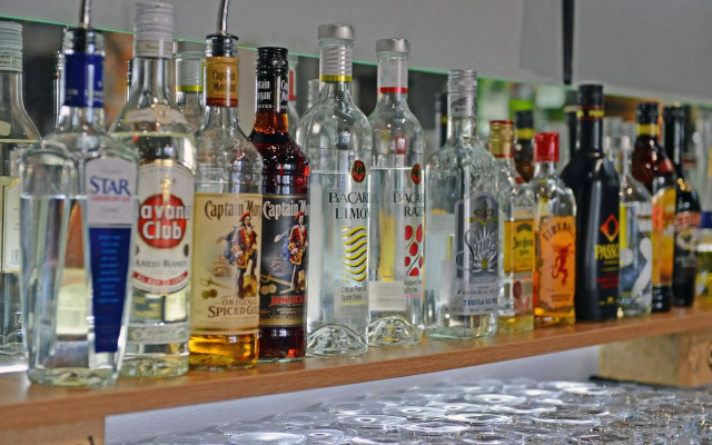Spoton Hostel & Sportsbar