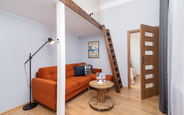 Strzelecka Apartment Cracow by Renters