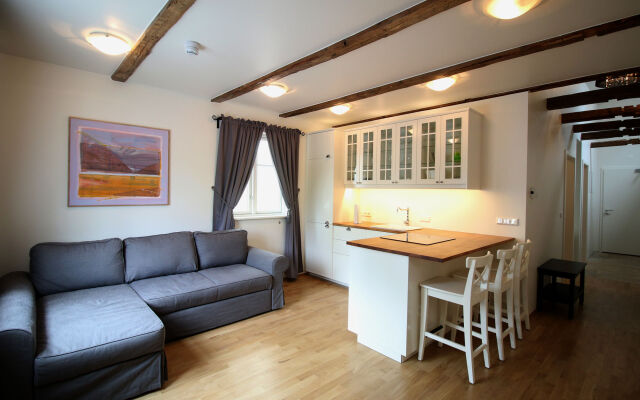 Acco Ice Apartments