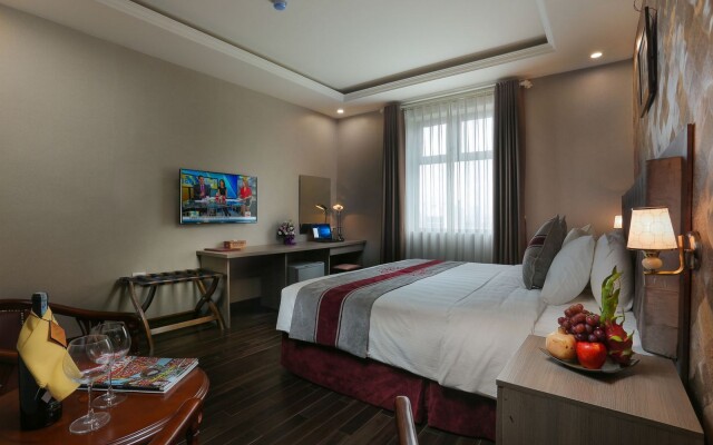 Oasis Hanoi Hotel